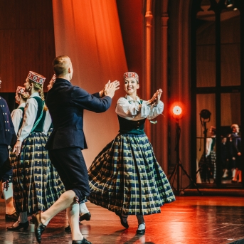 Koncerts RAITI, RAITI RAKSTĀ DEJ’ - Foto: Anna Zvejniece