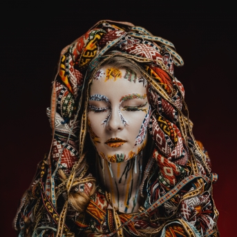 Kalendārs 2020 - Ideja un mākslinieciskais izpildījums: Lauma Šime un Dārta Helēna Pumpure. Foto: Jurģis Rikveilis. 